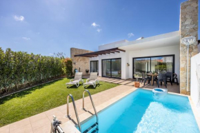 Villa Front Loop